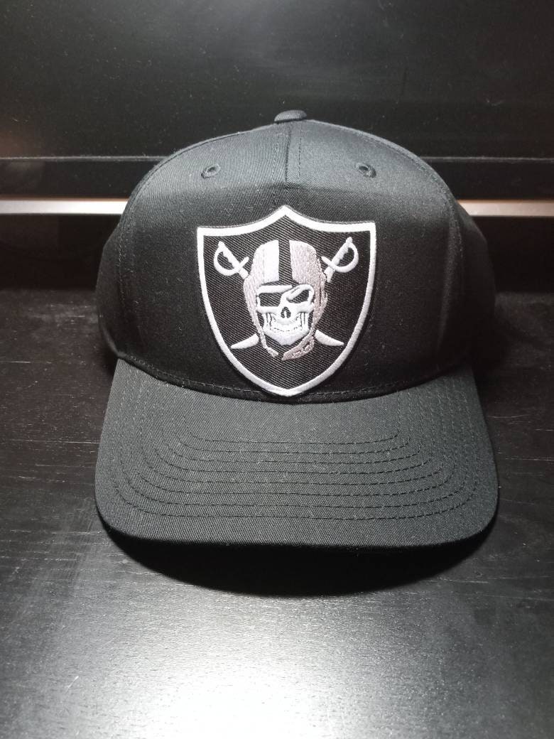 Las Vegas Raiders New Era NFL Training Skully Cap - Black