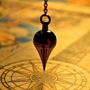 Pendule Oui/Non Lecture du pendule la plus précise par la sorcière Veronika