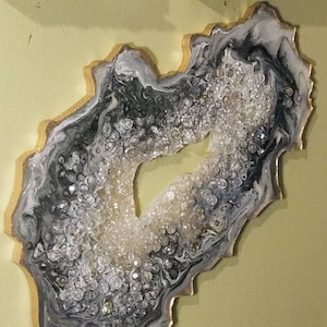 Custom made 4U,Resin Geode Art,Geode art,Geode art painting,resin Geode,resin art,Geode,wall decor,wall hanging,abstract,resin painting,art