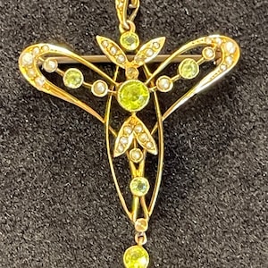 Edwardian era Peridot and seed pearl Art Nouveau gold pendant/brooch- original antique box included! 9ct.