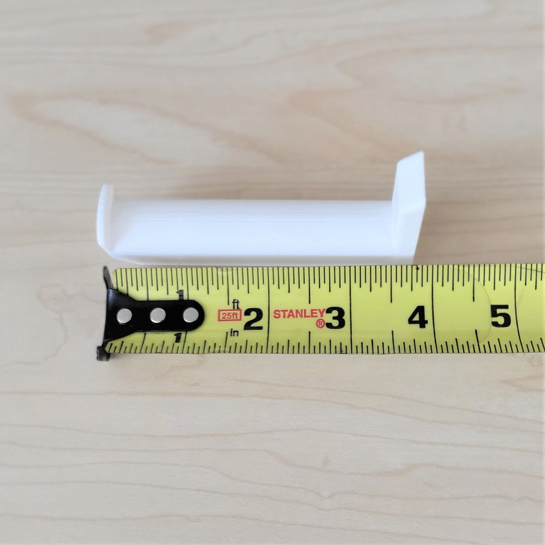 Free STL file Cricut Maker Roll holder 👽・3D printer design to