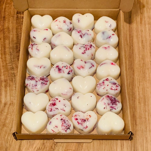 Handmade Wax Melts (Flower Shape) - 6 Highly Scented Melts, 70+ Vegan Scents, 30-40g