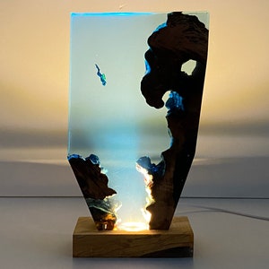 Diver&#39;s Night Light, Scuba Diving Deep Sea Exploration, Personalised Epoxy Wooden Light, Unique Decor Gift, Freediving, Christmas Gifts