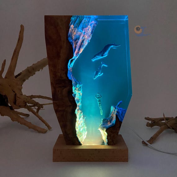 Humpback Whale Resin Lamp, Handmade Decor, Diver Craft, Ocean Art, Best Friend Gift, Unique Decor, Children's Gift