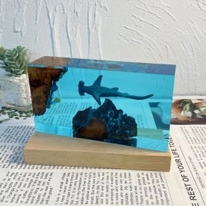 Kundenspezifische handgemachte Verzierungen, Raum-Tabletop-Hammerhai-Haifisch-Dekorationen, personalisierte Bürotisch-Geschenk, Weihnachtsgeschenke