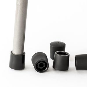 Series 07 Chair Glides + - Felt | Fritz Hansen | Arne Jacobsen