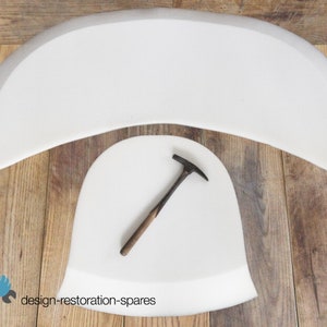 Arne Jacobsen Fritz Hansen Pot Chair Foam Molding