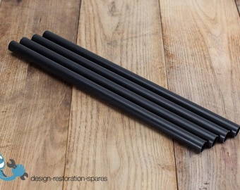 Leg Covers | Castelli | Giancarlo Piretti | DSC 106 Stacking Chair