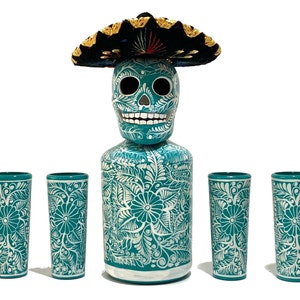 Hand-painted Decanter Set with 4 Shot Glasses and Sombrero/ 5 de Mayo Gift / 5 de Mayo Celebration / 5 de Mayo Party / Dad Gift