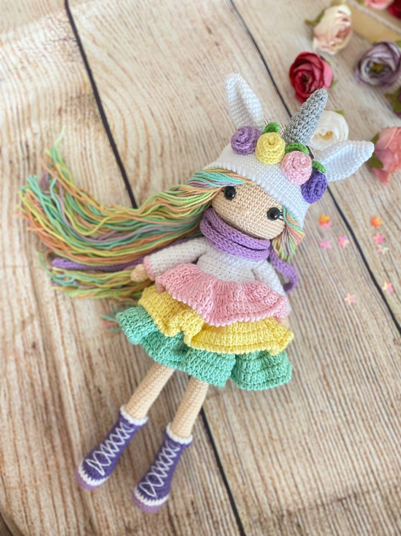 Poupée licorne, cadeau d'anniversaire pour enfants, poupée avec accessoires, cadeau pour fille, jouets faits main, poupée au crochet, poupée ancienne, cadeau pour dher image 5