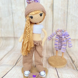 Poupée au crochet avec accessoires, jouets faits main pour enfants, poupée en tricot, cadeau de 1er anniversaire, cadeau pour fille, poupée mobile, cadeau fait main unique image 3