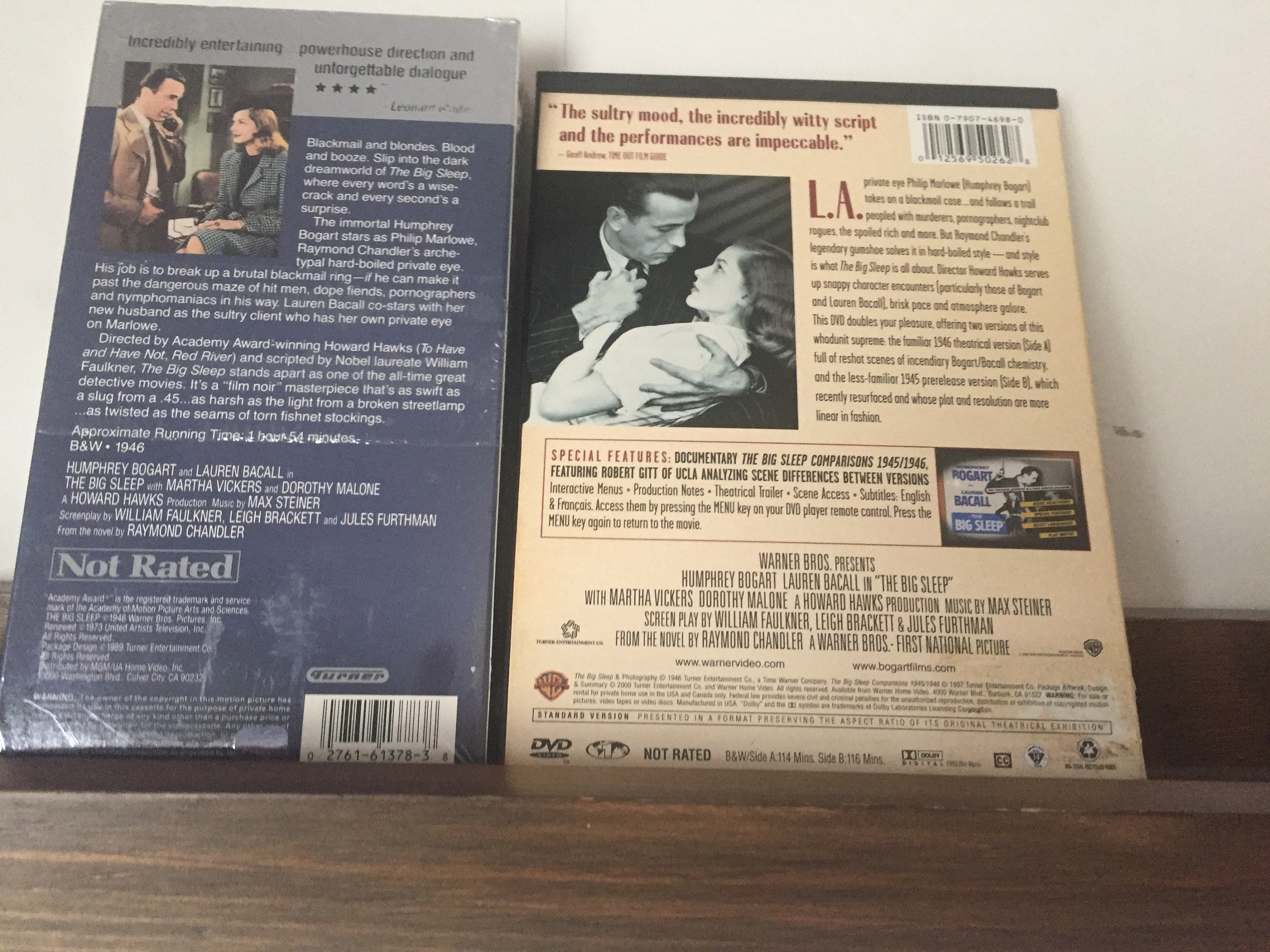 A wall display of Humphrey Bogart and Lauren Bacall in Black and White  movie The Big Sleep in four different formats. Turner Classic Movie - Etsy  Österreich, image size:3000x2250