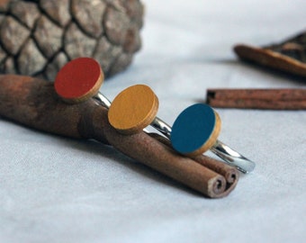 Iva ring. Hand-painted wooden ring. Laser-cut ring.