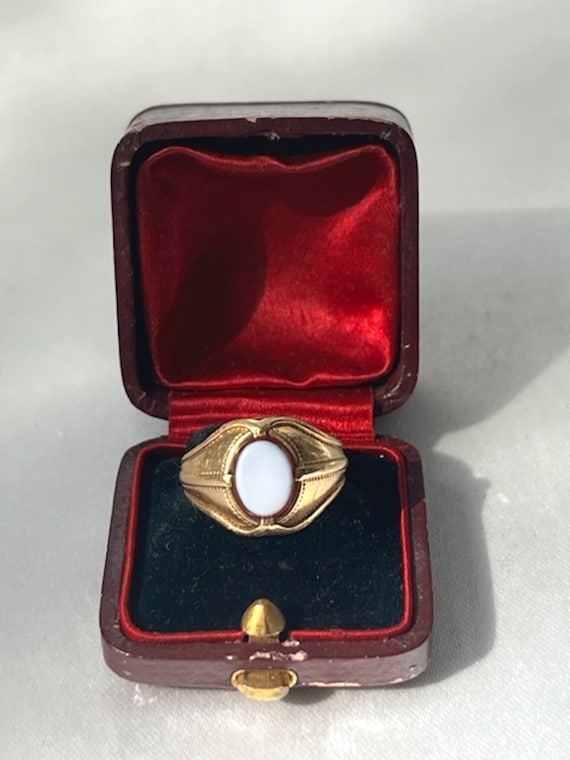 Beautiful Antique French 18k Gold Carnelian Signet