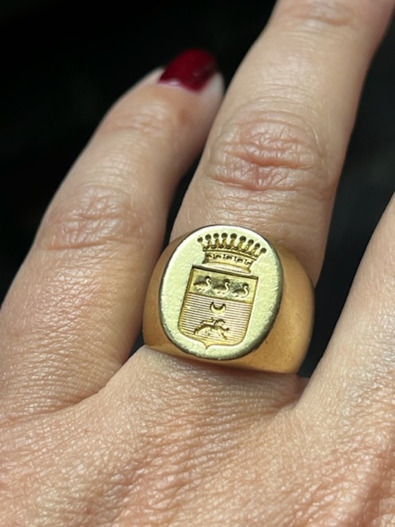 Antique French Family Crest Signet Ring (RESERVED) - image 9