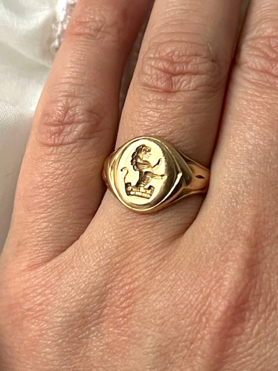 Zodiac Signet Ring, Large – Briony Raymond New York