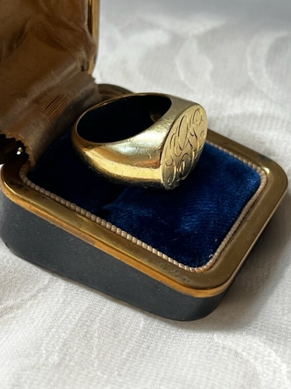 Antique 18K Gold Signet Ring with Monogrammed Ini… - image 6