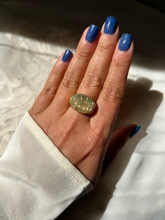 Antique 18K Gold Signet Ring with Monogrammed Ini… - image 8