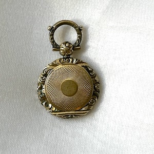 Victorian 10k Gold Photo Locket