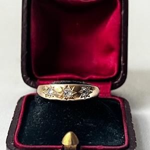 Antique 18k Gold & Diamonds Gipsy Ring