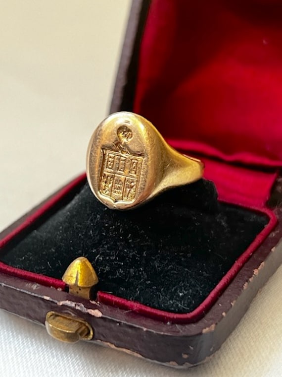 Antique French 18k Gold Signet Pinky Ring - image 3