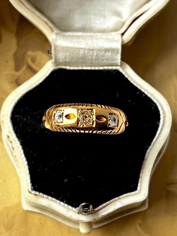 Antique Victorian 18k Gold & Diamonds Band Ring