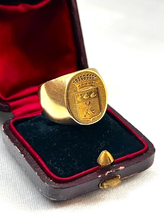 Antique French Family Crest Signet Ring (RESERVED) - image 2