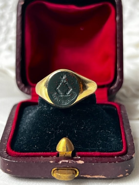 Antique Victorian English 18k Gold & Bloodstone In