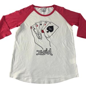 Vintage Style X Girl Spielkarte Deck Raglan 3/4 Ärmel Rundhalsausschnitt Gedruckt T-Shirt Designer Streetwear Passend für Größe S YA986j