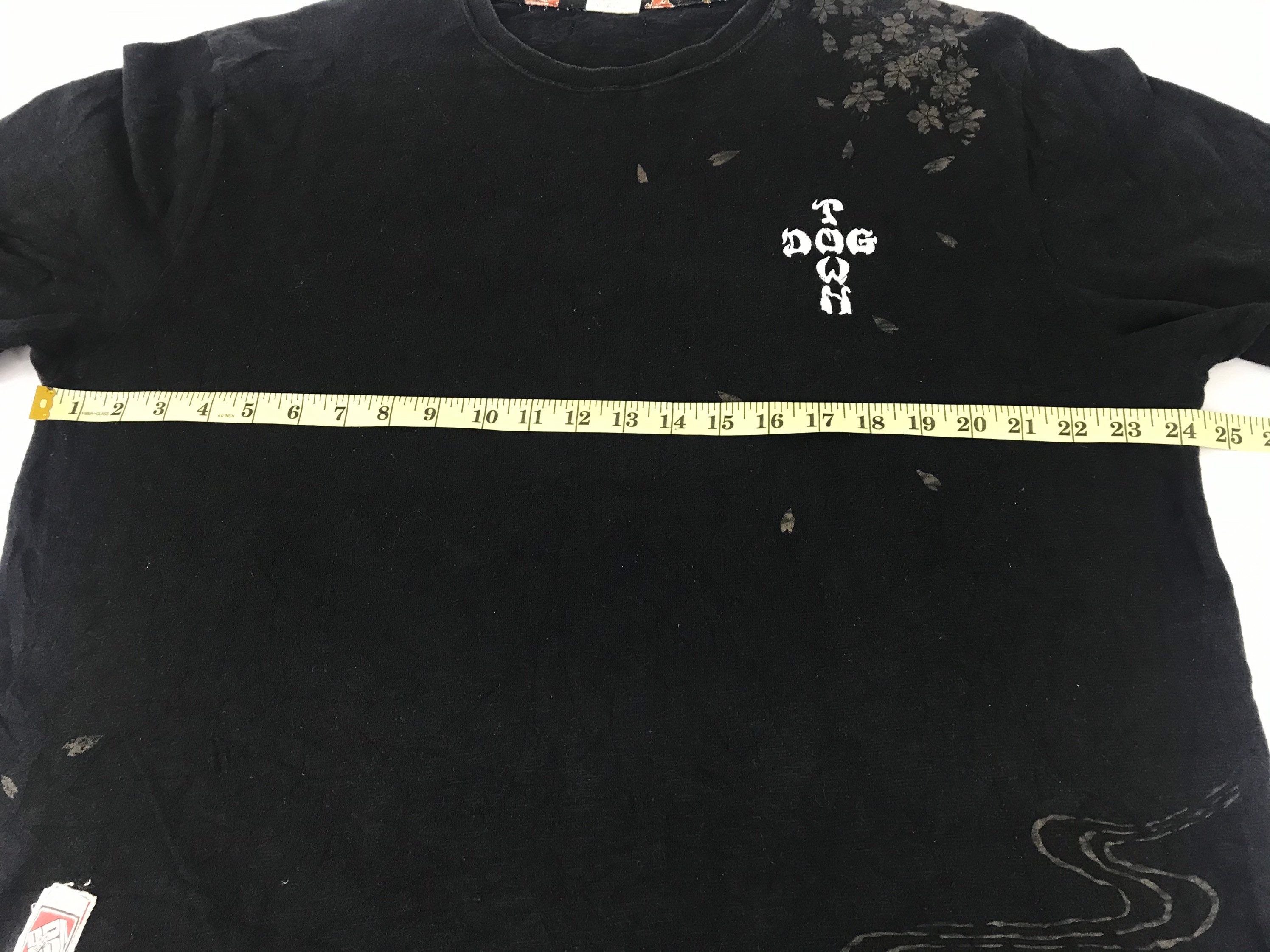 トップス Dogtown Black Dragon Oversized Big Print Rare!!! Vintage DOGTOWN BLACK DRAGON Big Logo T-shirt Medium