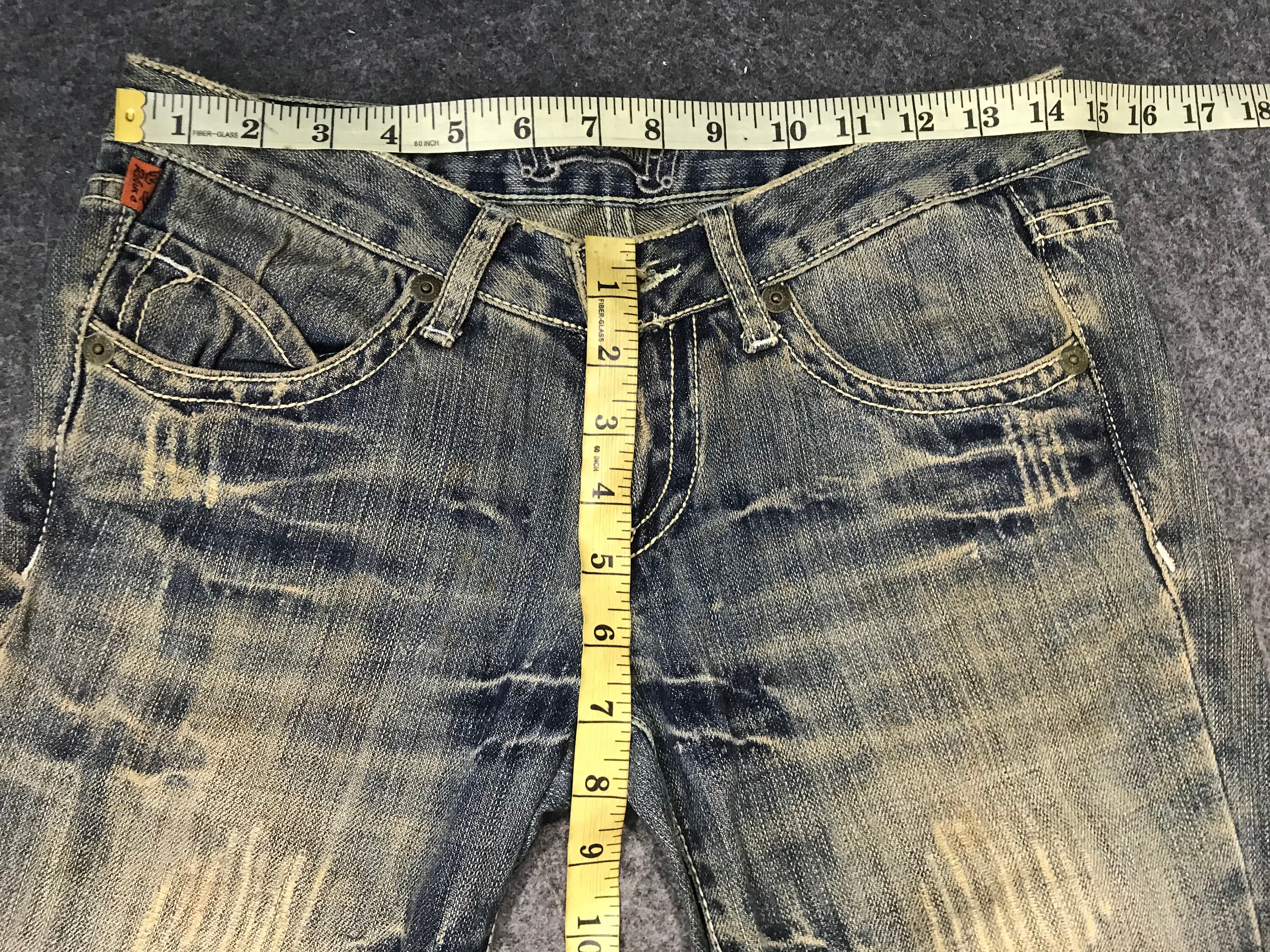 Vintage Robin Robin's Jeans California Distressed Spike Art