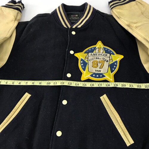 Vintage Varsity Jacket Van Jac American shops Football Team Heavy Wool Leather Sleeve Quilted Padded Inner Fits Size L College Fashion C036