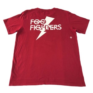 Vintage Foo Fighter American Rock Band Album Grande logo stampato Tee T-shirt ispirato Designer Streetwear Taglia L YA260J