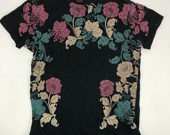 Vintage Floral Design All Over Printed Japanese Brand Tee T-shirt Inspired Designer Unisex Wear Streetwear Fits Size L XL i640