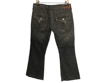 Vintage True Religion Joey Cut World Tour Brand Distressed Denim Jeans Flap Pocket Boot Cut Fits Size 30 31 32 USA Streetwear YA464j