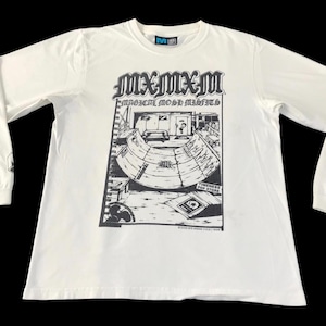 May include: White long-sleeve t-shirt with a black and white graphic print of a band called "Maximum" and the text "Maximum Mood Machine".