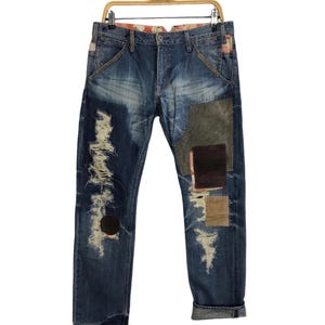 Vintage Takeo Kikuchi Japanese Brand Distressed Patchworks Indigo Denim Fits Size 32 Inspired Designer Streetwear Unisex Wear Brand Z018