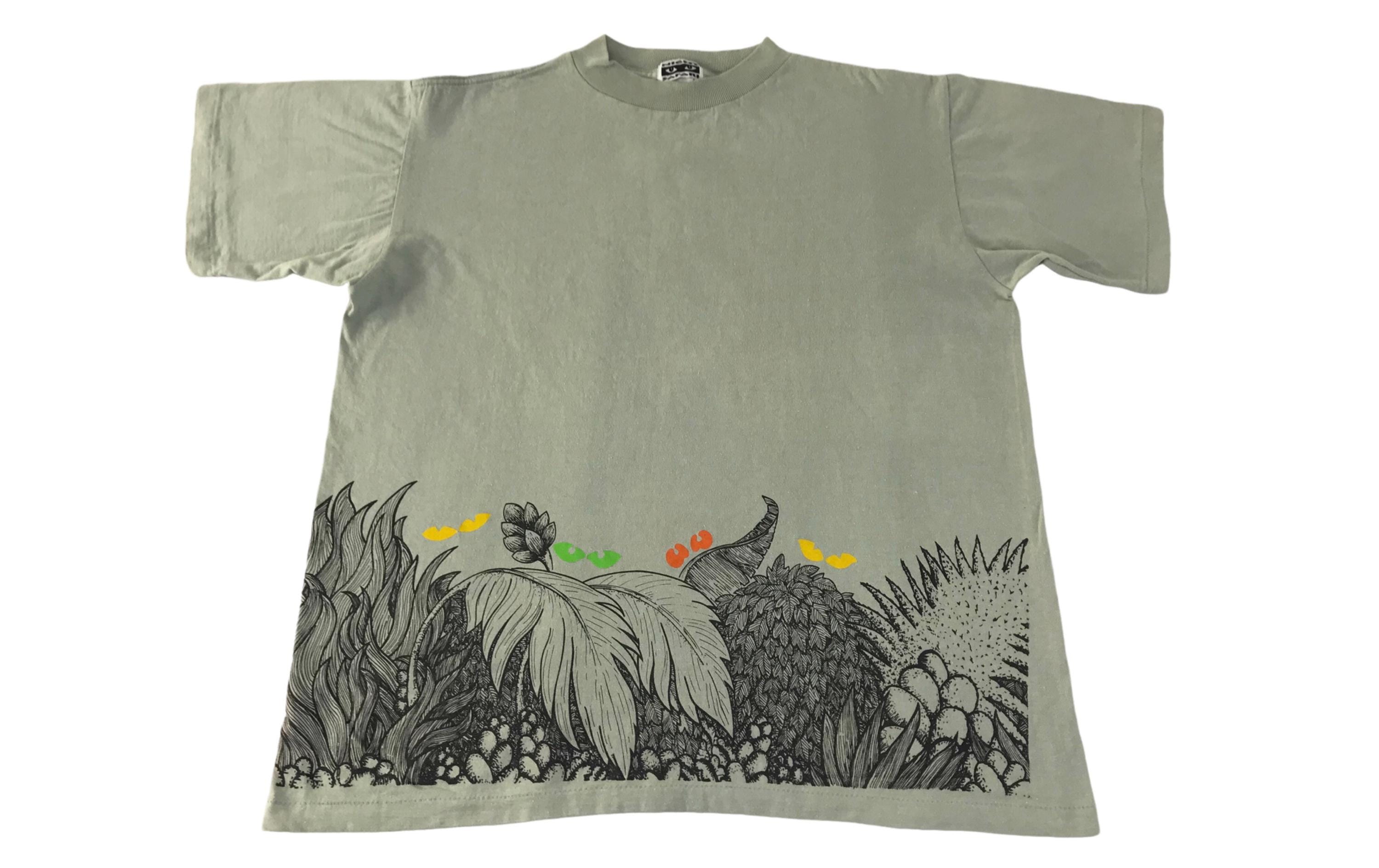 Vintage 90s Night Safari Singapore Nature Zoo Tee Printed Art 