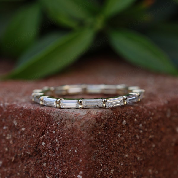 Full Eternity Wedding Band Women Yellow Gold Unique Baguette Cut Diamond Wedding Band Vintage Stacking Ring Matching Bridal Promise Gift