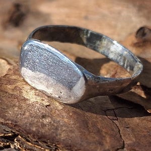 Bague de soldat de la Première Guerre mondiale, bague simple en aluminium pour l&#39;art des tranchées, bague de soldat rare faite à la main, découverte au détecteur de métaux, artefact original de la Première Guerre mondiale