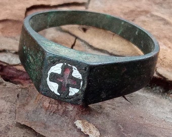 WW1 artifact, Military medic ring, Ring With engraving and insert red cross, World War Ring, Original Trench art of war, Rare Trench Ring