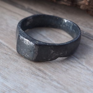 Artefact de la Première Guerre mondiale, anneau de plomb noir d’un soldat rare, anneau de tranchée rare, artefact original de la guerre mondiale, cadeau pour un fan militaire