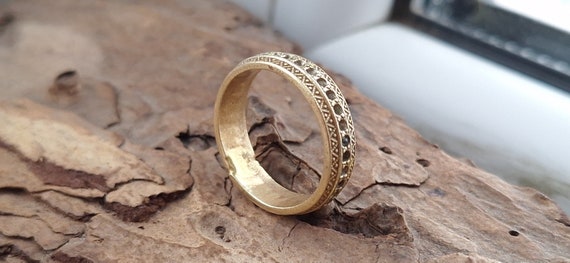 Beautiful handmade brass ring with inlays and sol… - image 1