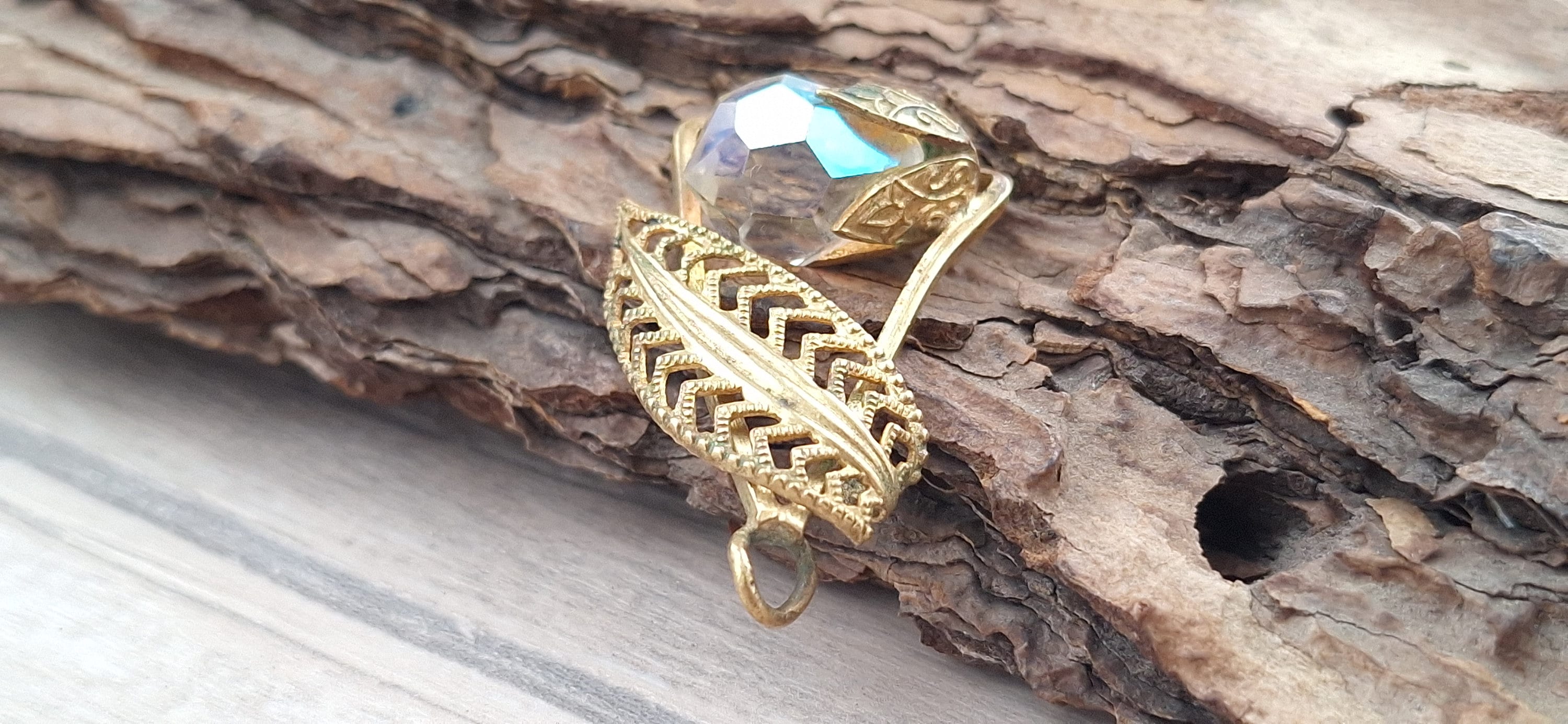 Pendentif Vintage Exclusif Peint à La Main – Fabrication URSS Ancienne