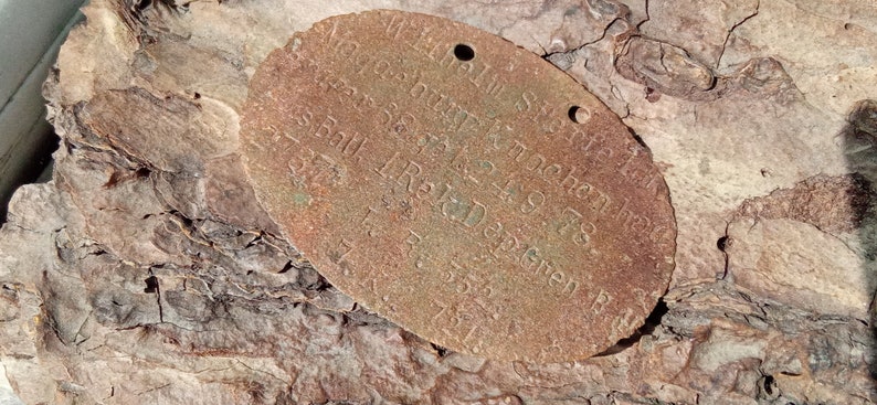 Artifact Tag Example WW1 Artifact, Original ID of a Soldier of the First World War ...