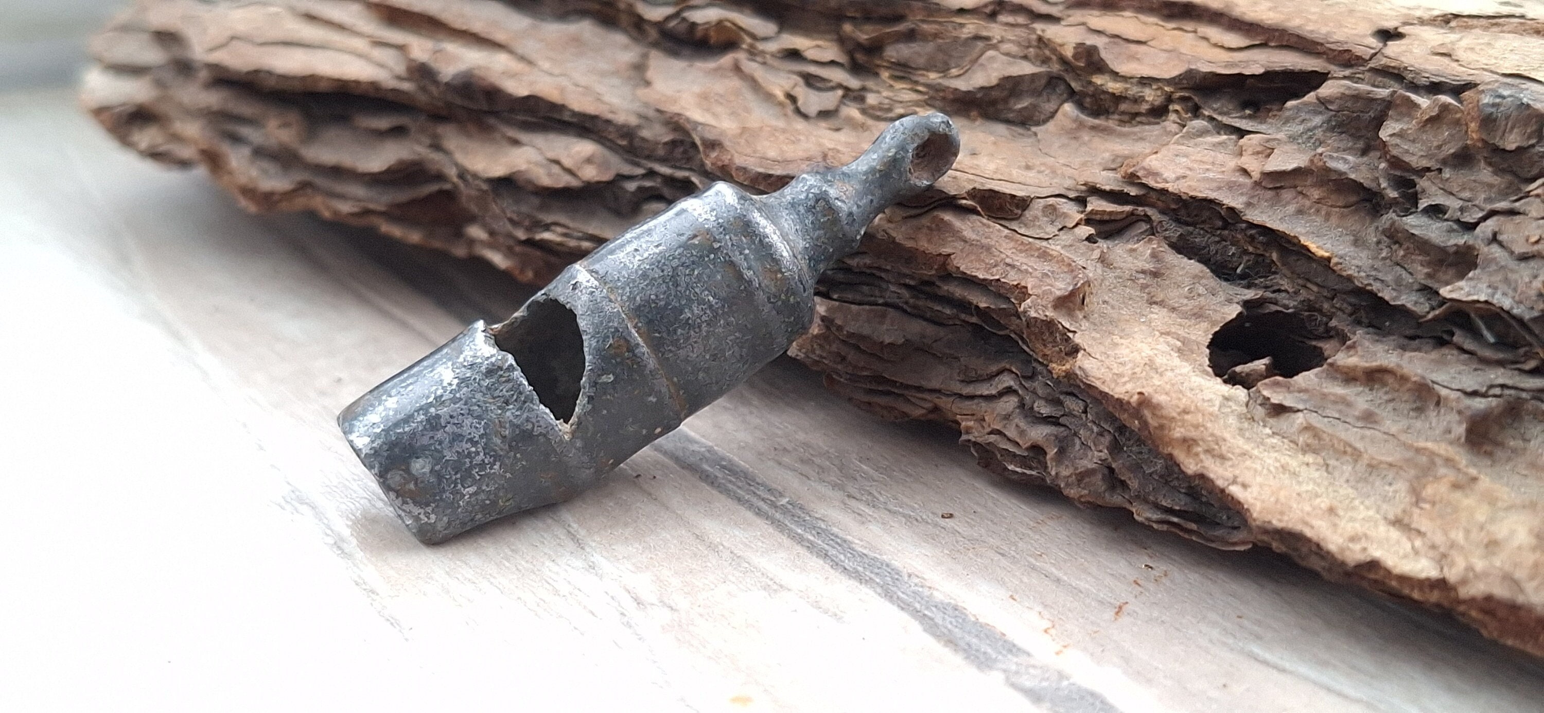 Fischietto Tradizionale Nichelato – Stile Polizia Ed Esercito WW1 WW2, Per Scoutismo