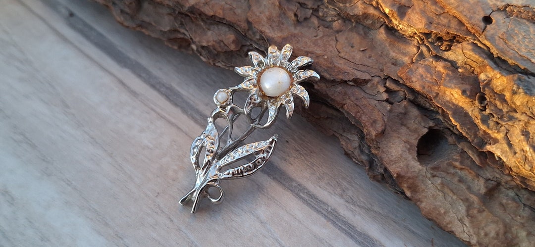 Broche Ancienne En Résine Moulée Bleu-vert Forme De Feuille - Bijou Vintage, état Impeccable