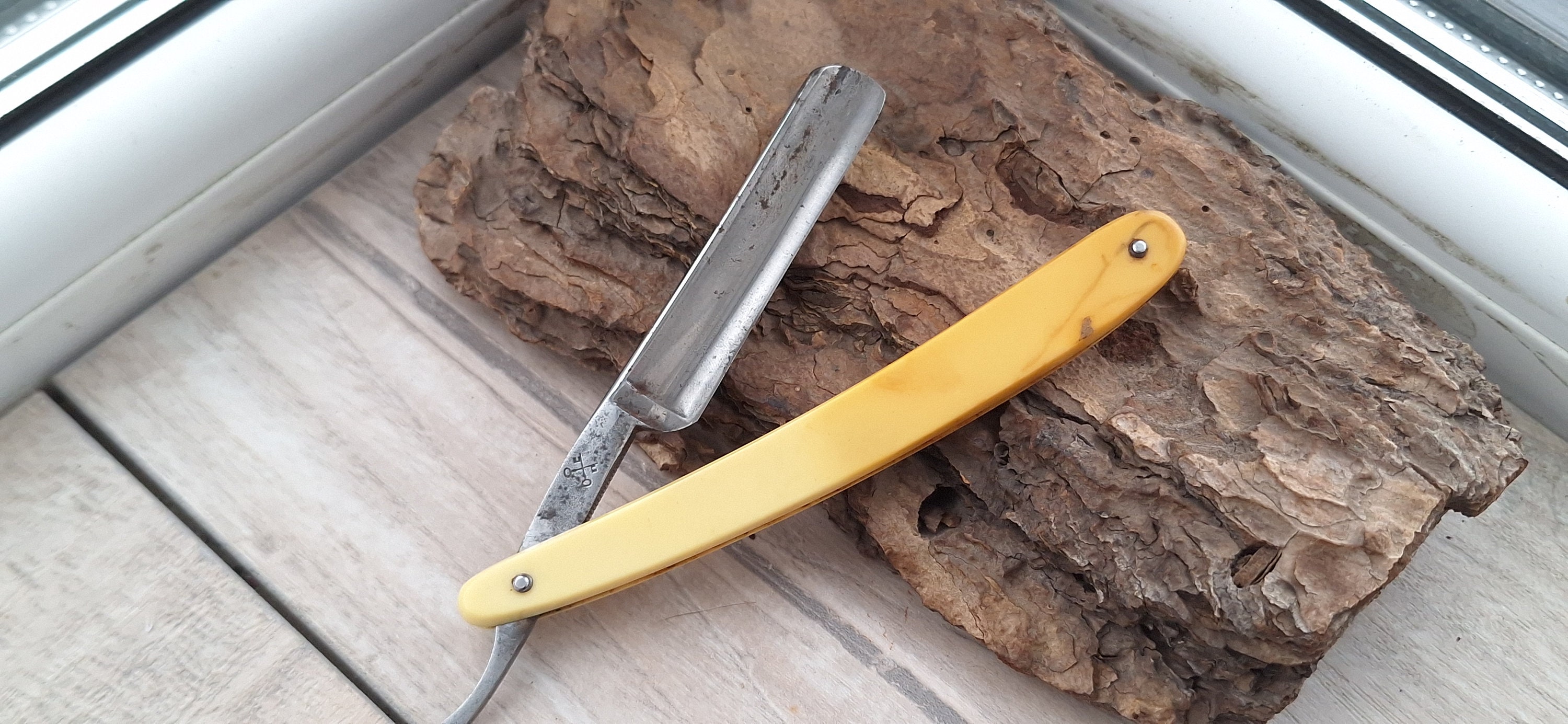 Old German Razor Friedr. HERDER ABR. SOHN Solingen Germany