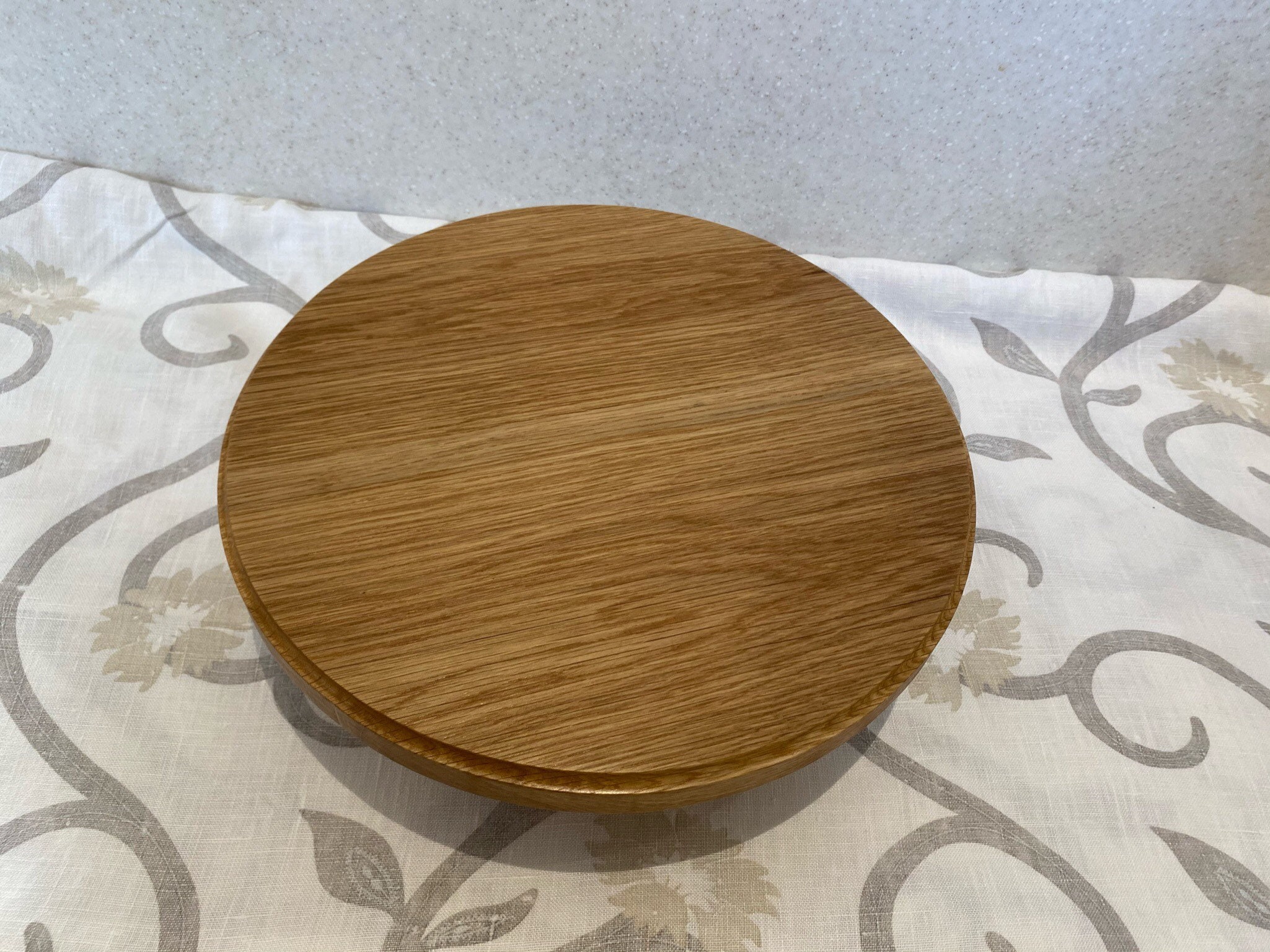 Massiver Kuchenständer aus Eiche | Etsy