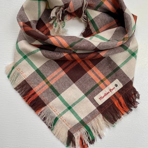 Hundehalstuch, Herbst/Winter Hundeschal, Kariertes Hundehalstuch, Tartan Bandana, Hundehalstuch mit Fransen, Orange/Braun
